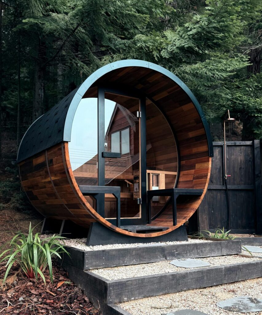 Contemporary wooden sauna in a forest offers tranquility.
